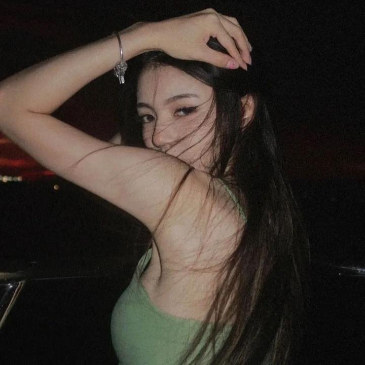 四片羽毛